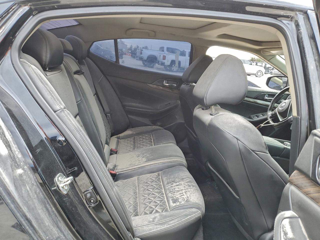 2017 NISSAN MAXIMA 3.5S photo 10