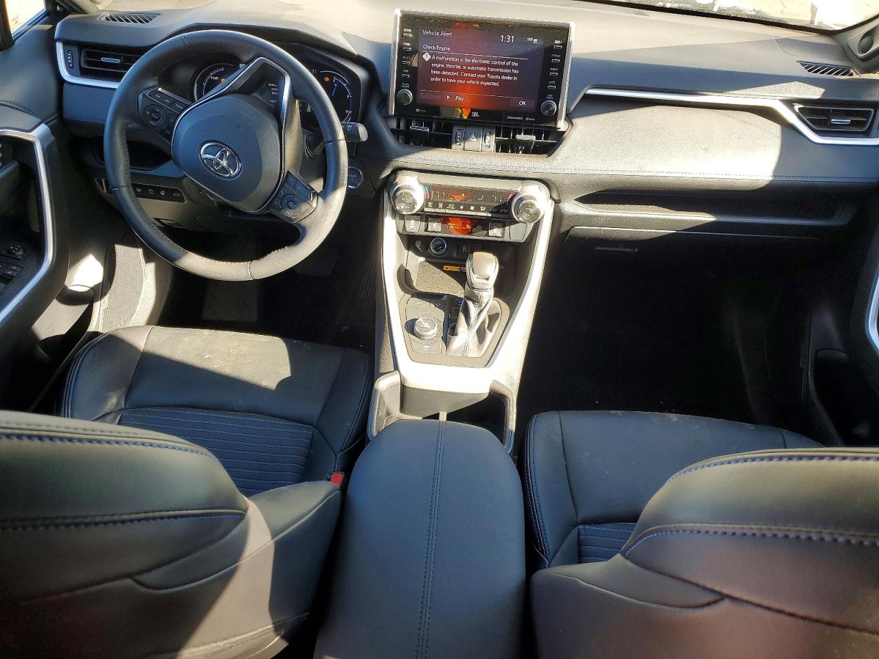 2022 TOYOTA RAV4 XSE photo 22