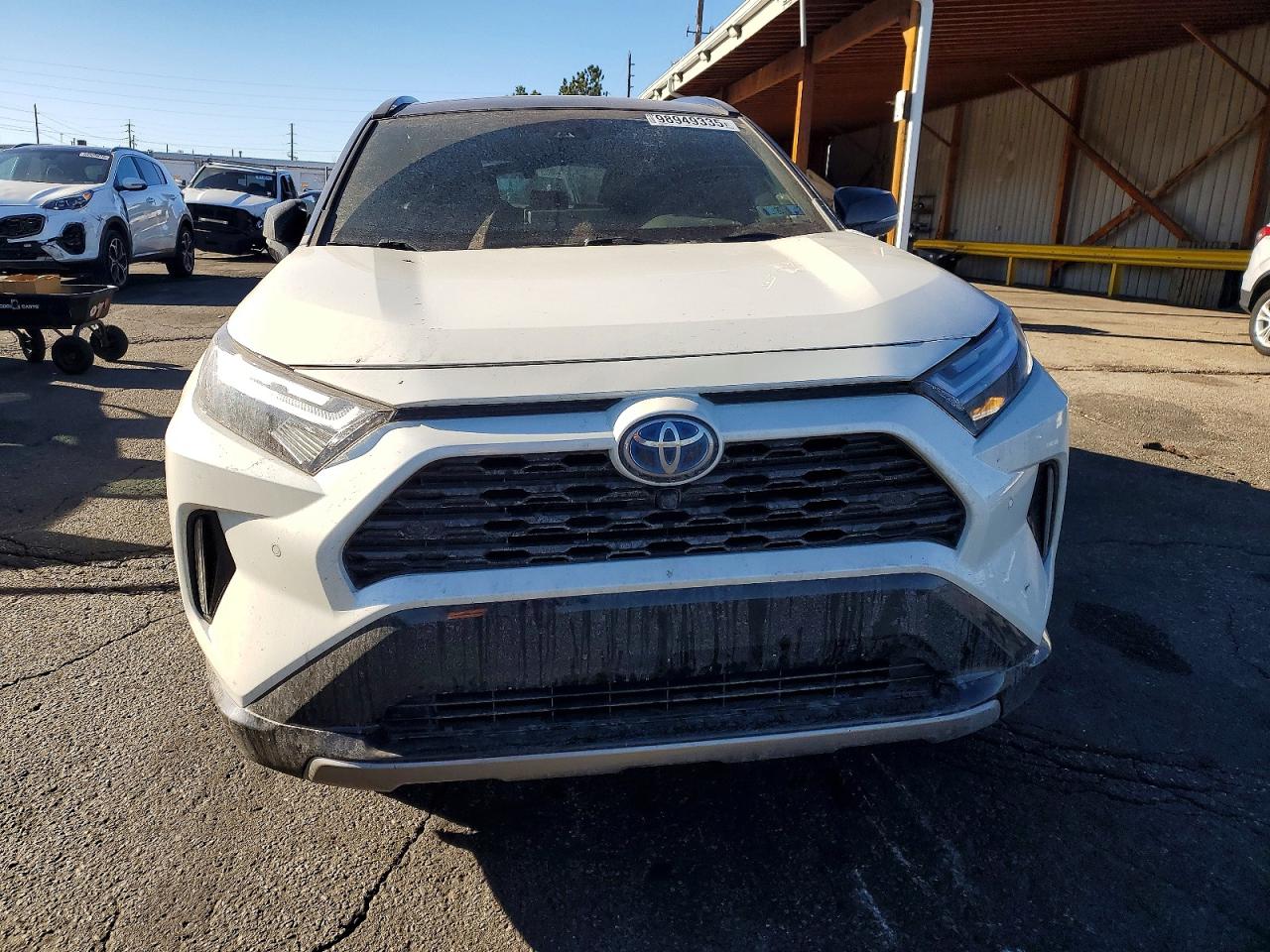2022 TOYOTA RAV4 XSE photo 13