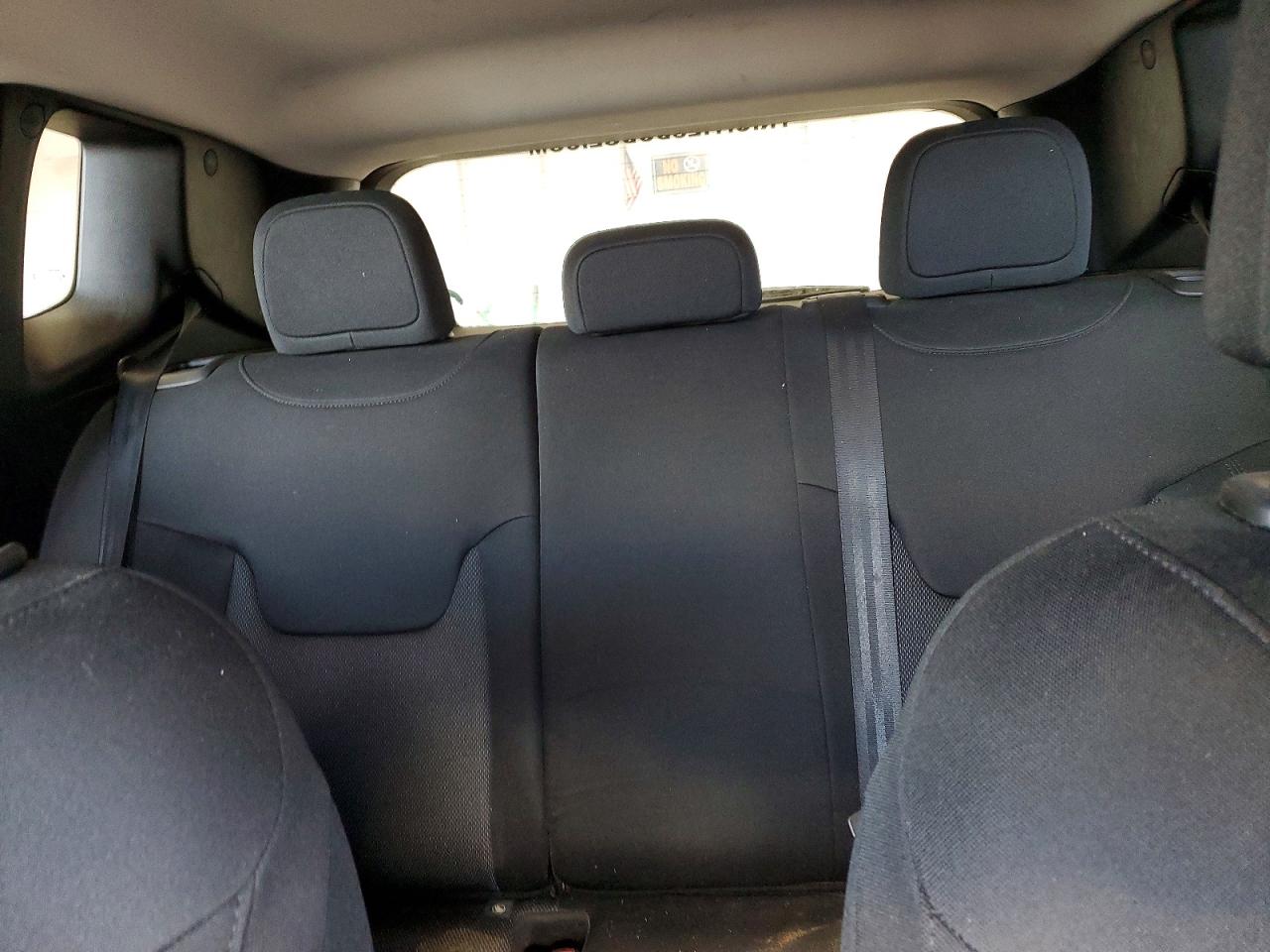 2020 JEEP RENEGADE SPORT photo 10