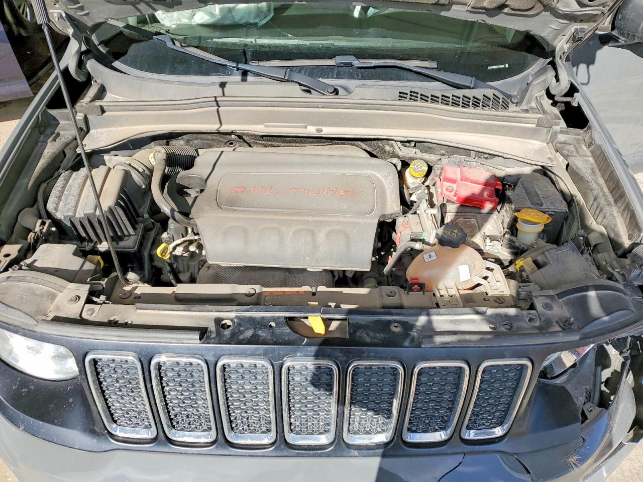 2020 JEEP RENEGADE SPORT photo 12