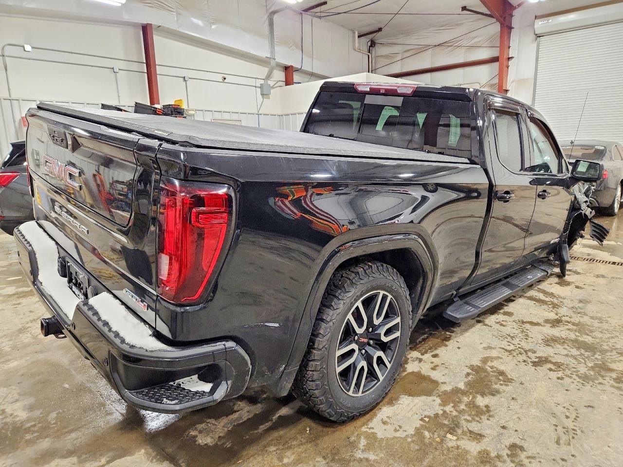 2019 GMC SIERRA K1500 AT4 photo 3