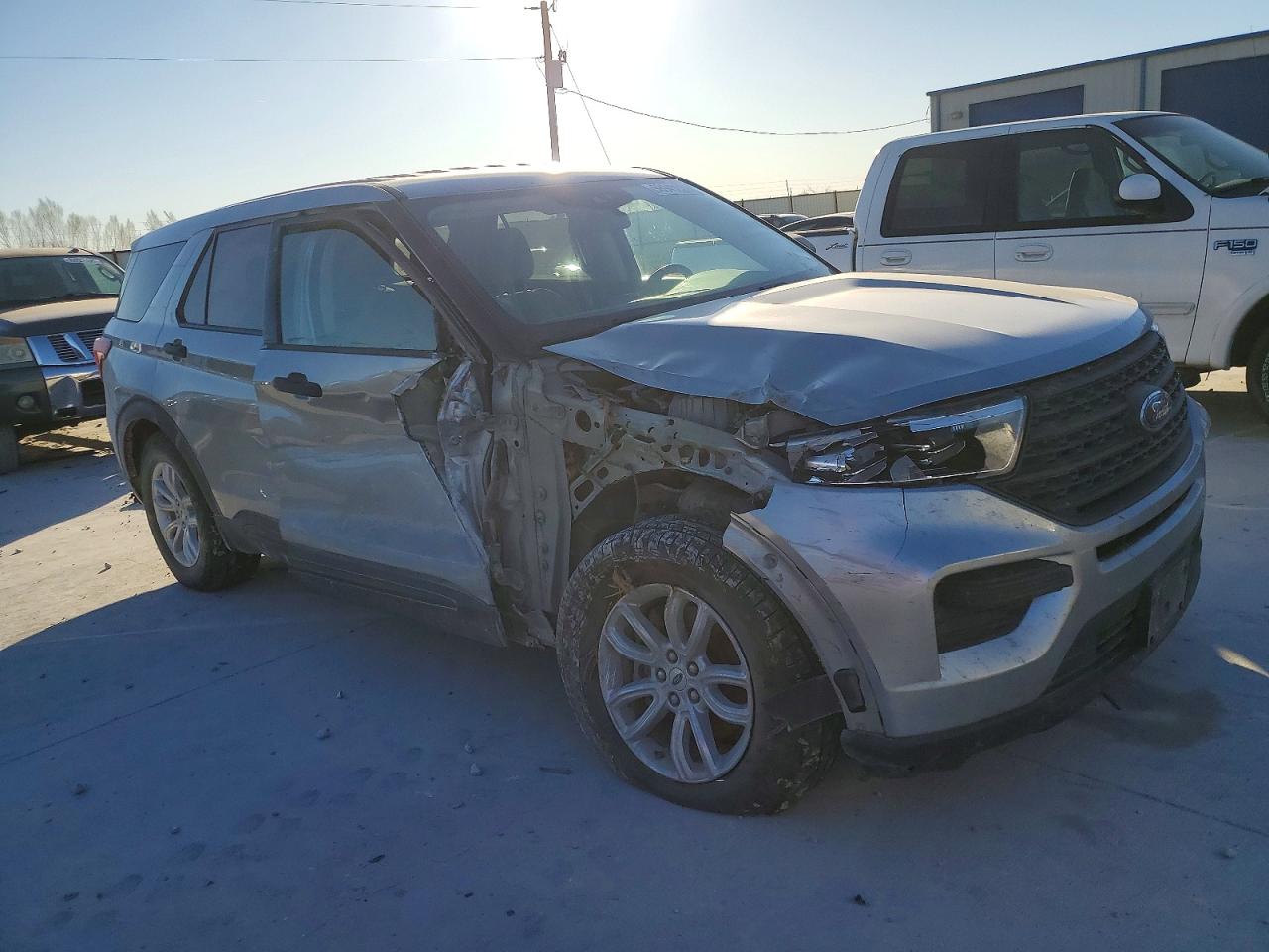 2020 FORD EXPLORER photo 4