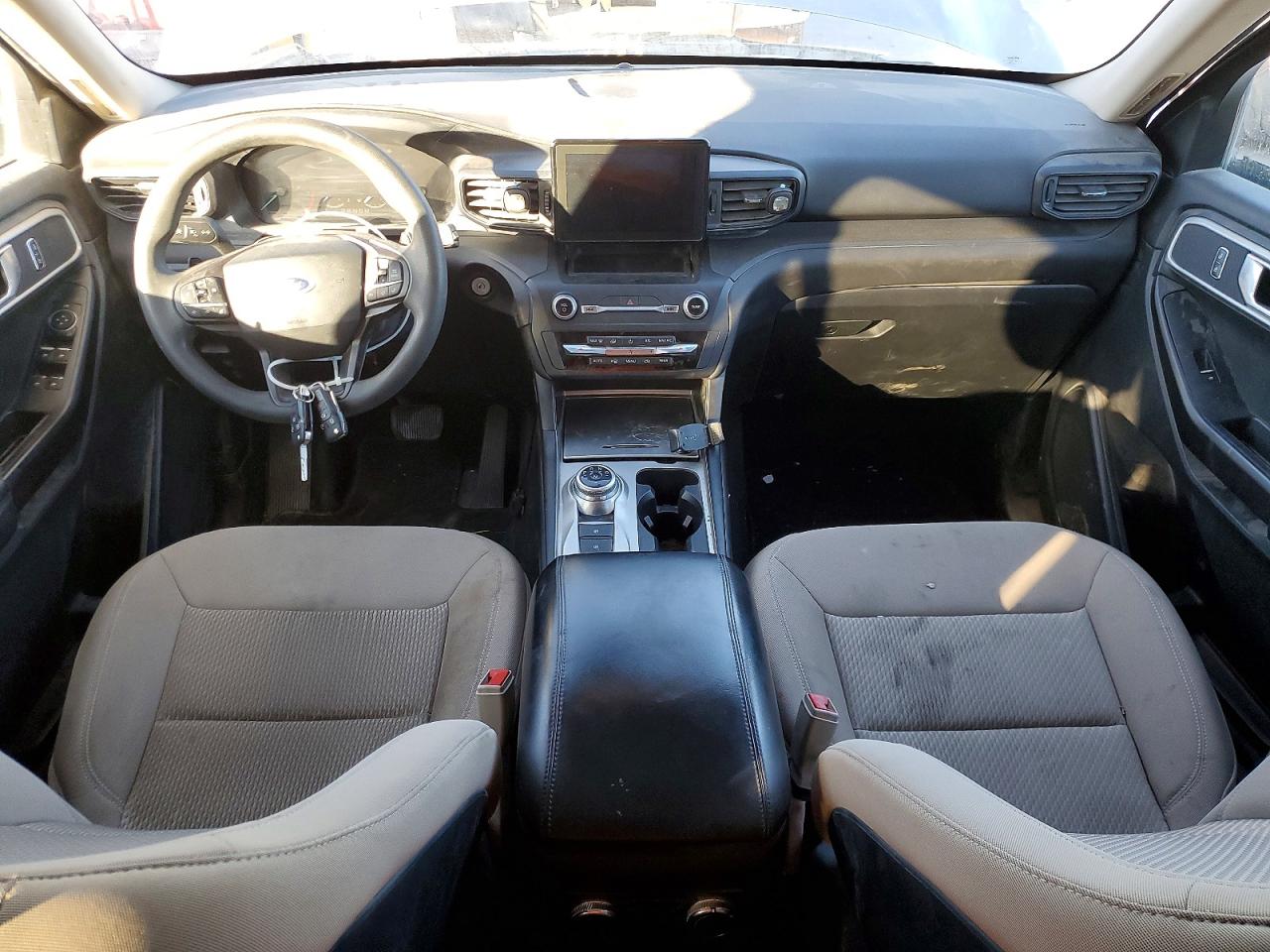 2020 FORD EXPLORER photo 8