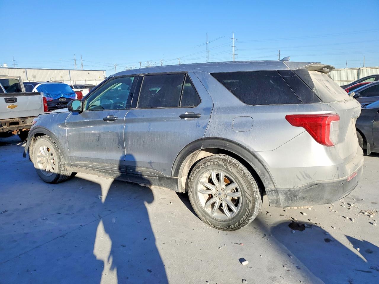 2020 FORD EXPLORER photo 2