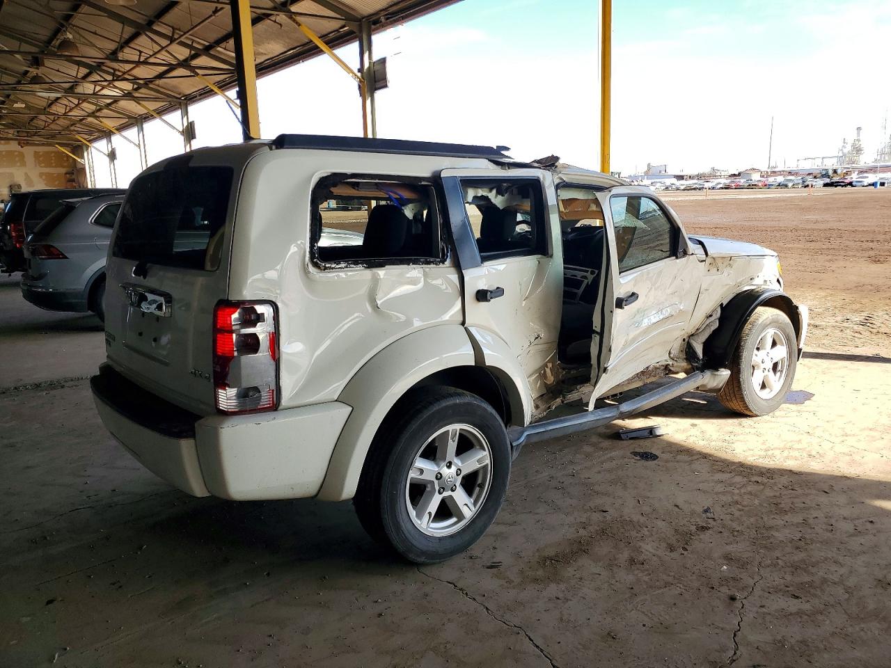 2008 DODGE NITRO SLT photo 5