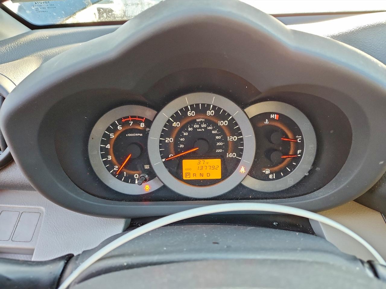 2011 TOYOTA RAV4 photo 9