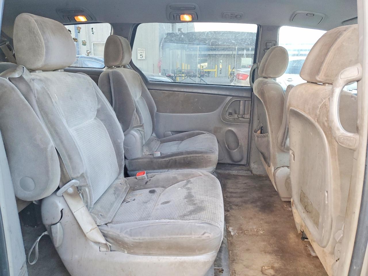 2006 TOYOTA SIENNA LE 7 PASSENGER photo 21