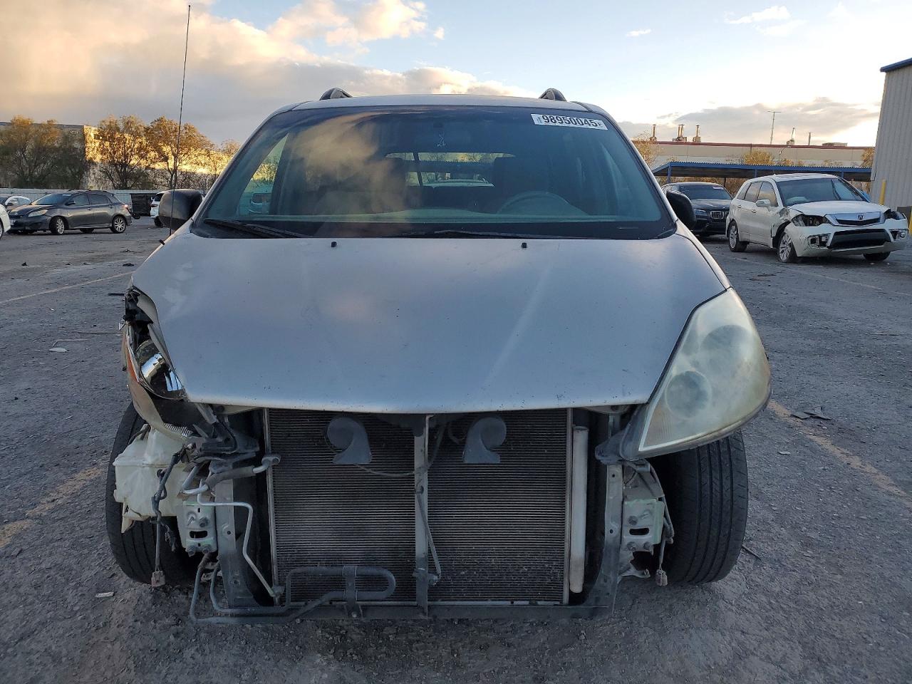 2006 TOYOTA SIENNA LE 7 PASSENGER photo 9