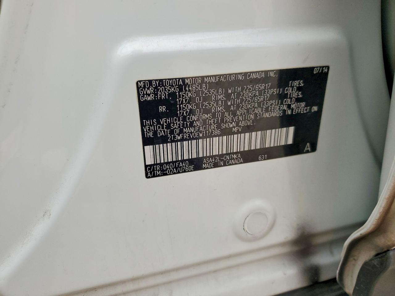 2014 TOYOTA RAV4 XLE photo 12