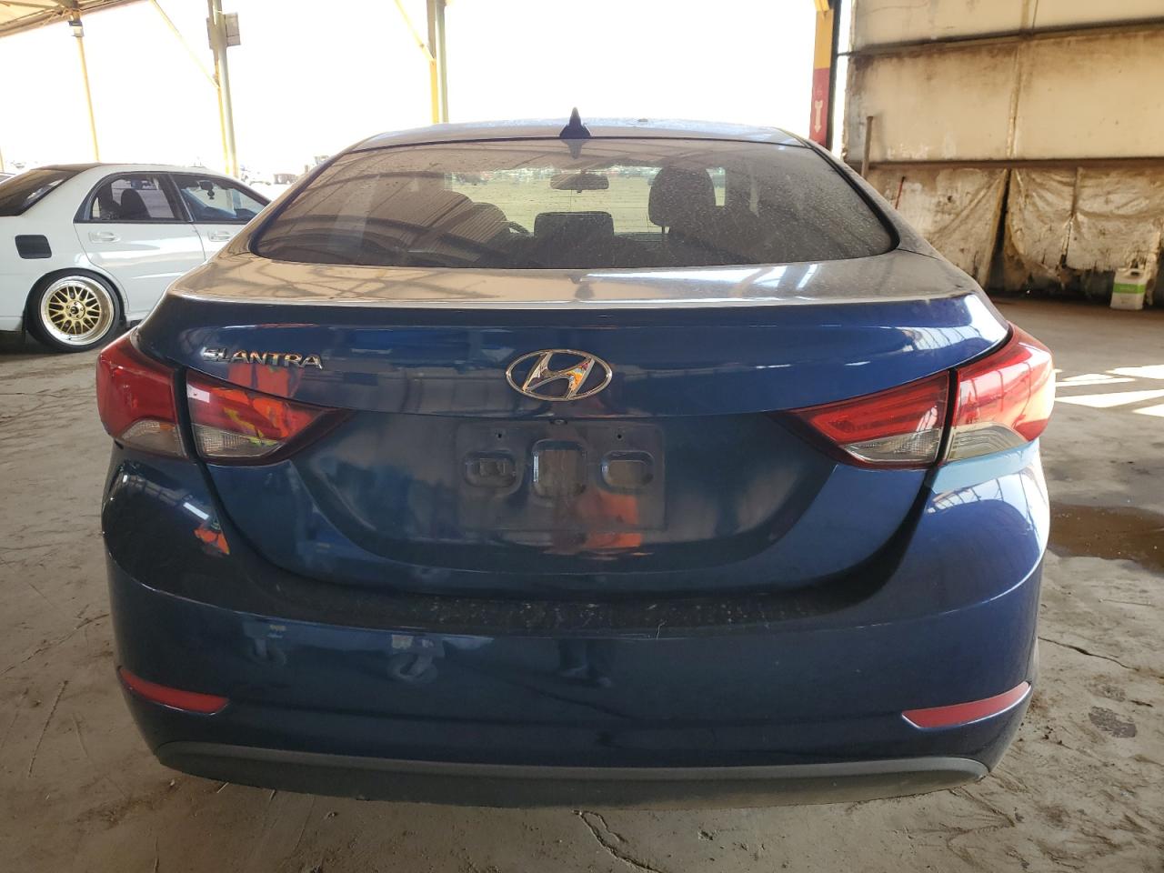 2015 HYUNDAI ELANTRA photo 6