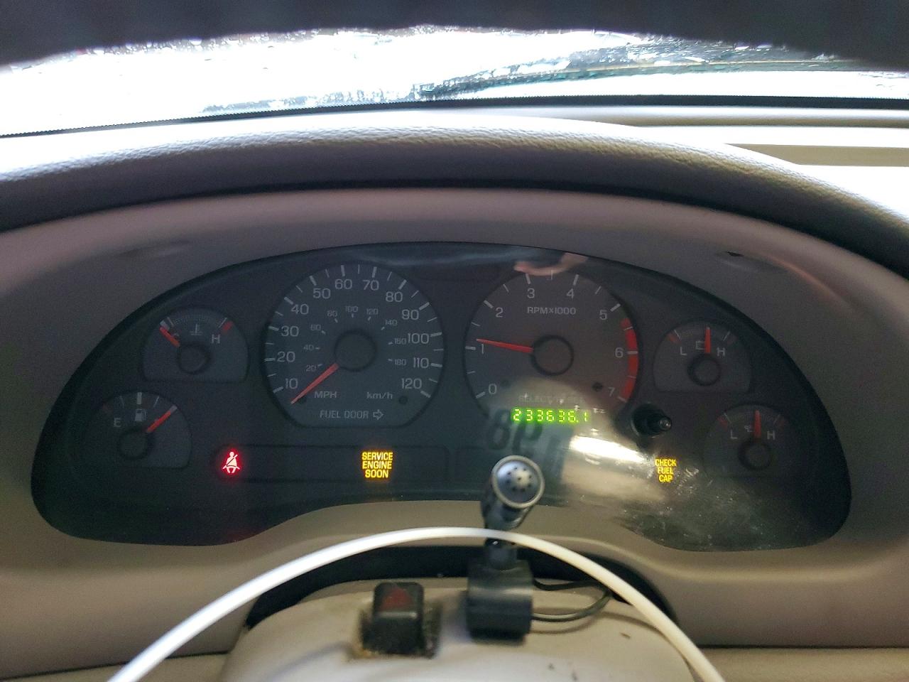 2003 FORD MUSTANG photo 9