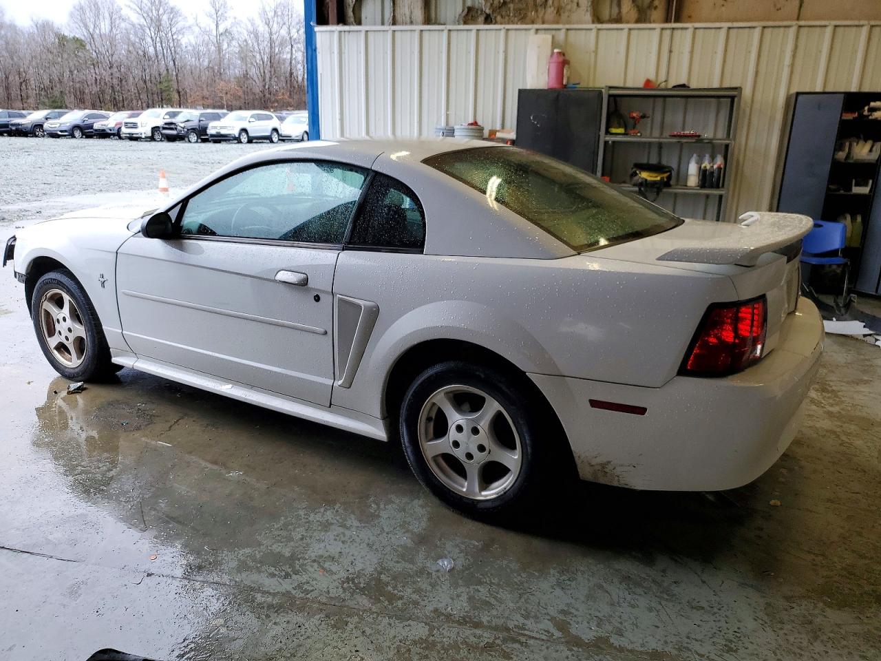 2003 FORD MUSTANG photo 2