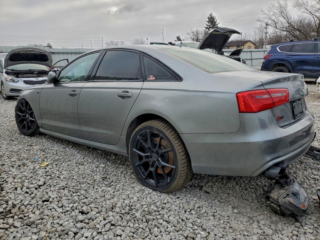 2014 AUDI S6 photo 2