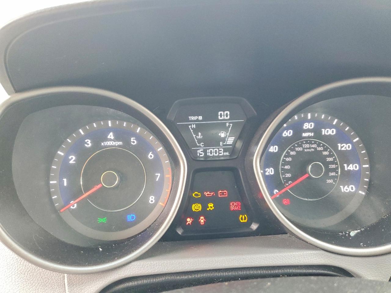 2016 HYUNDAI ELANTRA SE photo 9