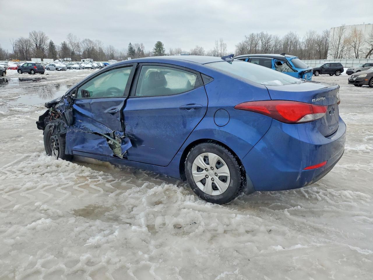 2016 HYUNDAI ELANTRA SE photo 2