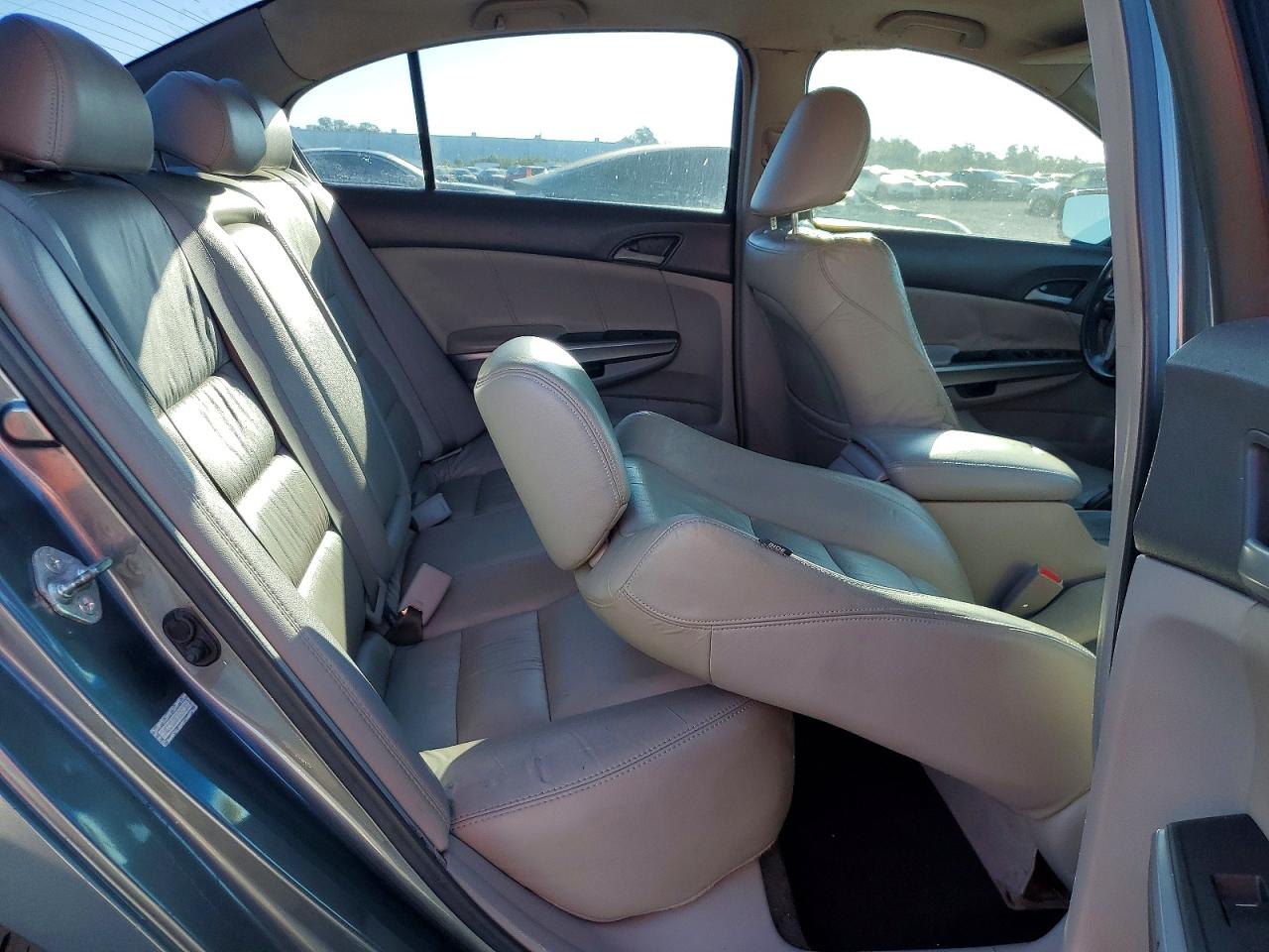 2009 HONDA ACCORD EXL photo 10