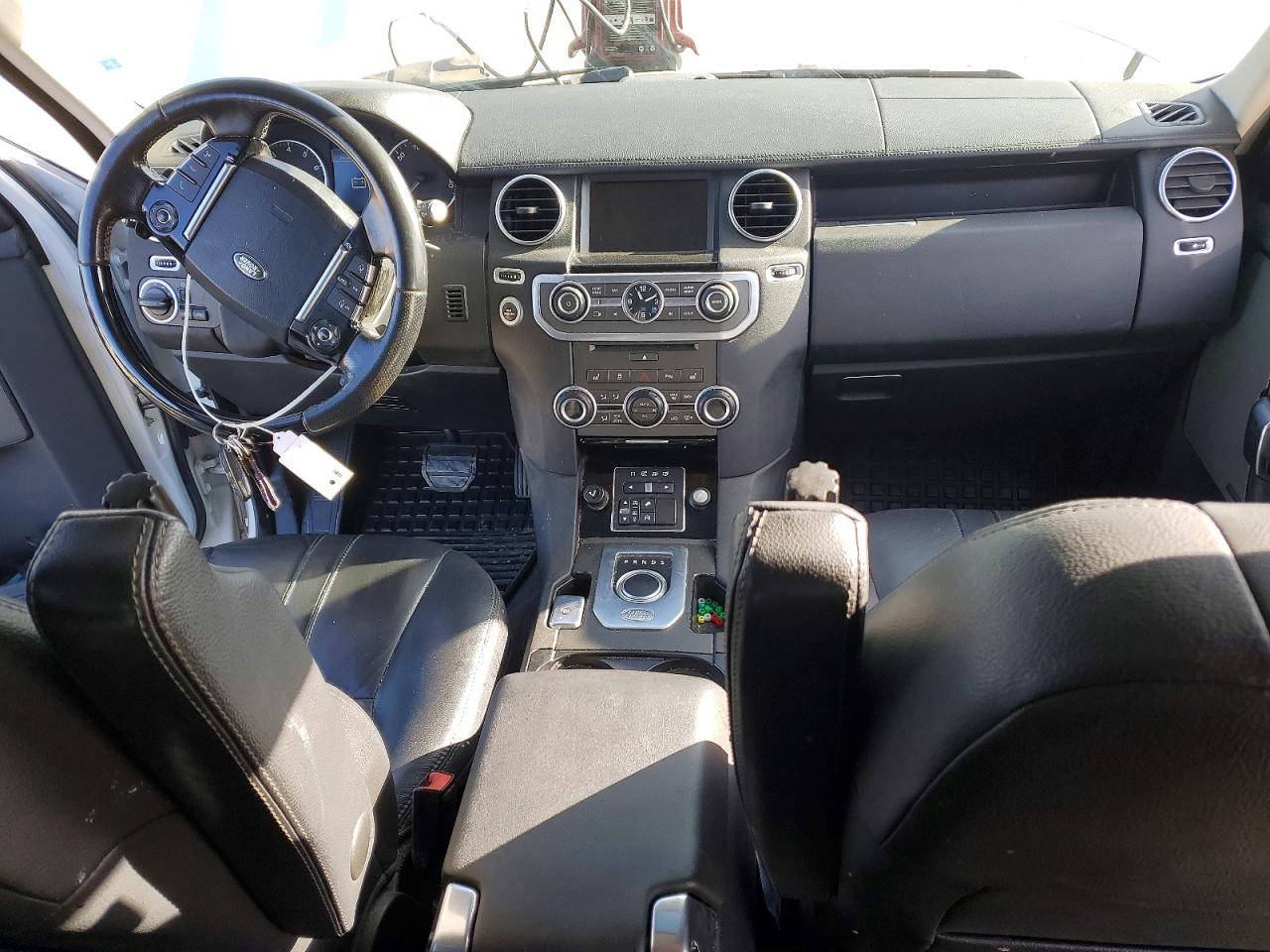 2016 LAND ROVER LR4 HSE photo 8