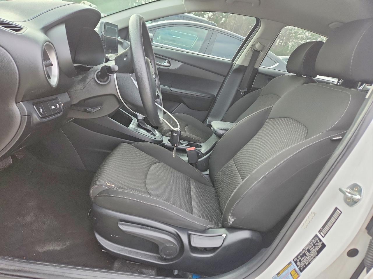 2020 KIA FORTE FE photo 13