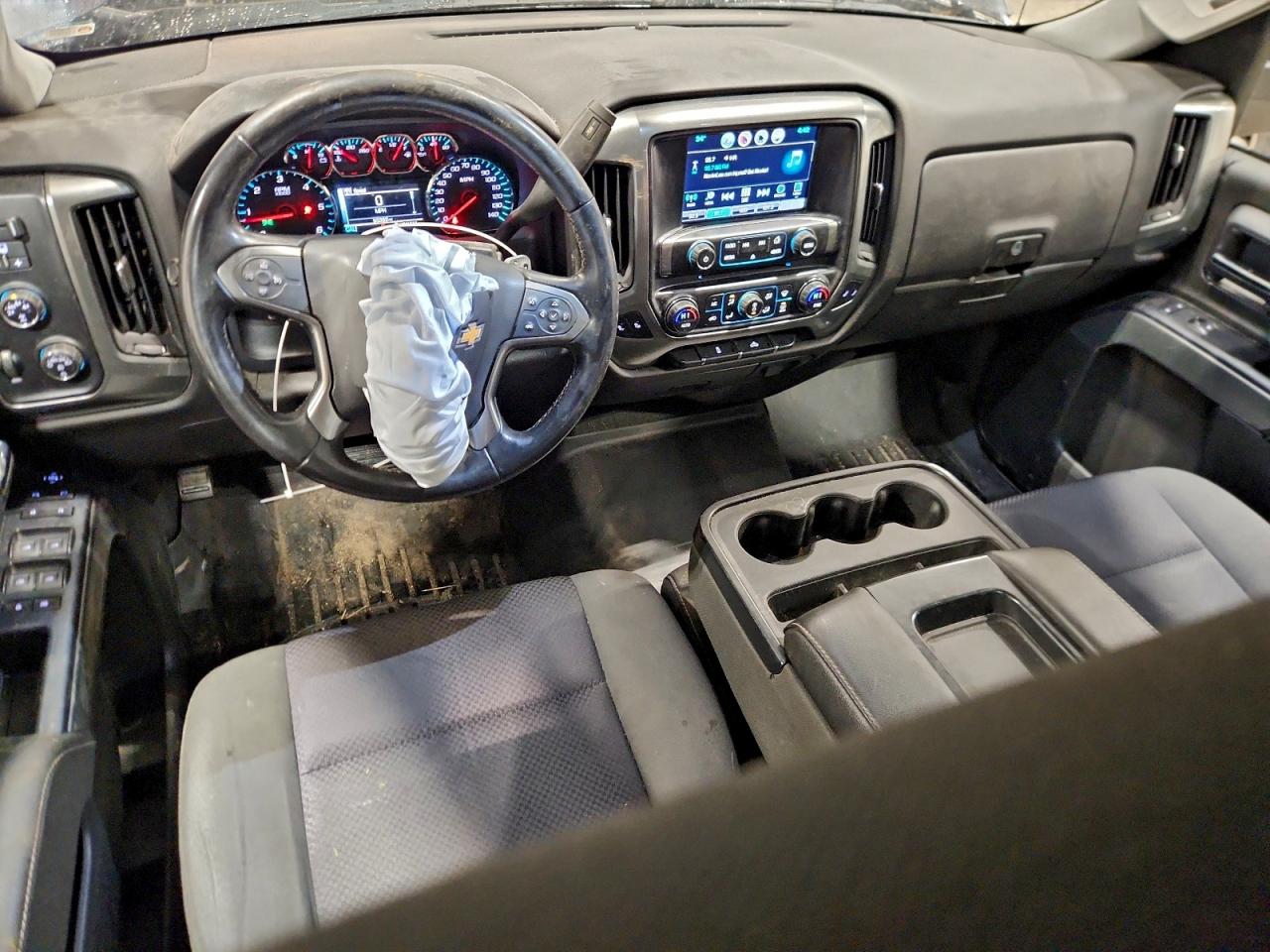 2016 CHEVROLET SILVERADO K1500 LT photo 8