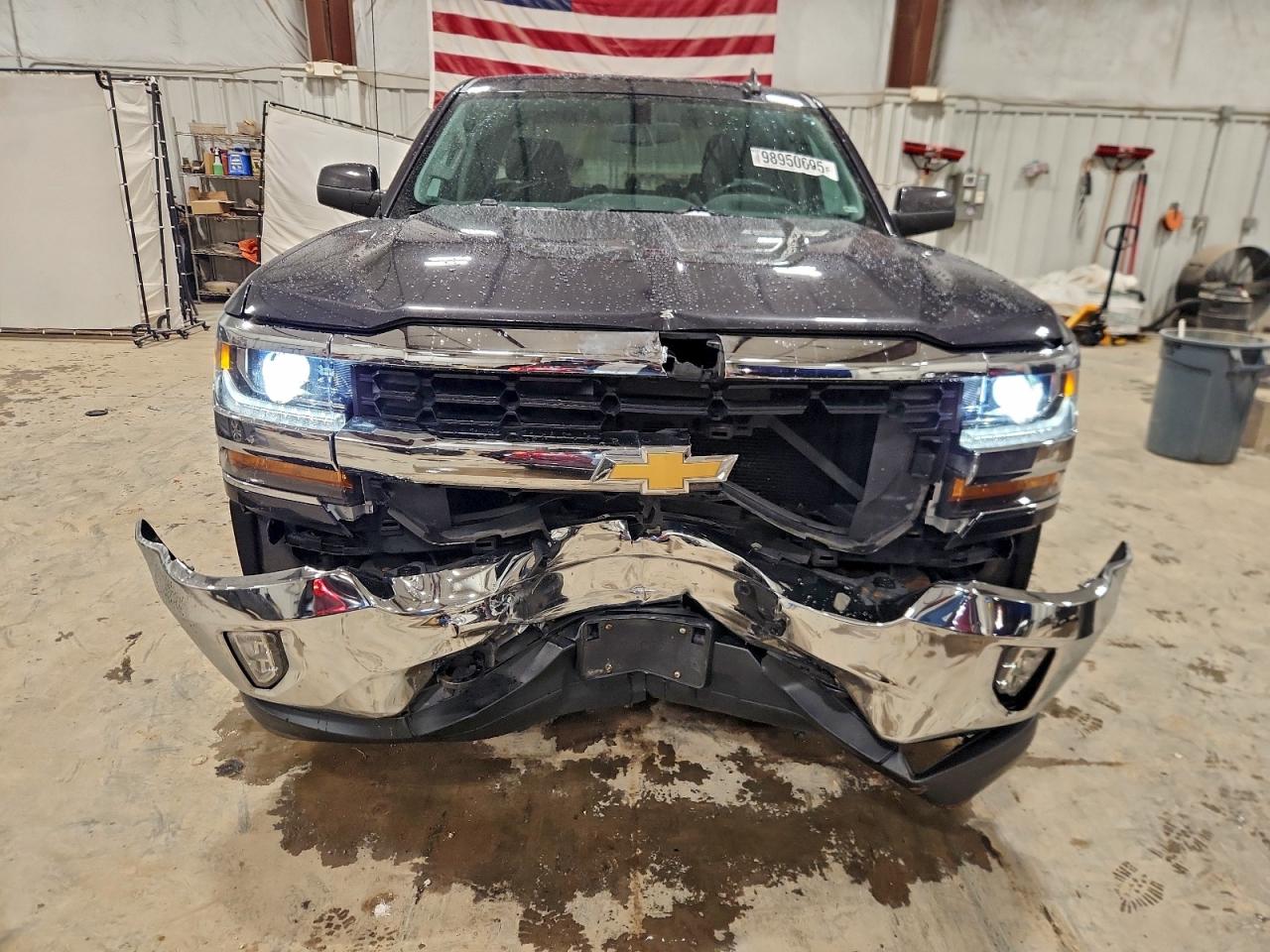 2016 CHEVROLET SILVERADO K1500 LT photo 5