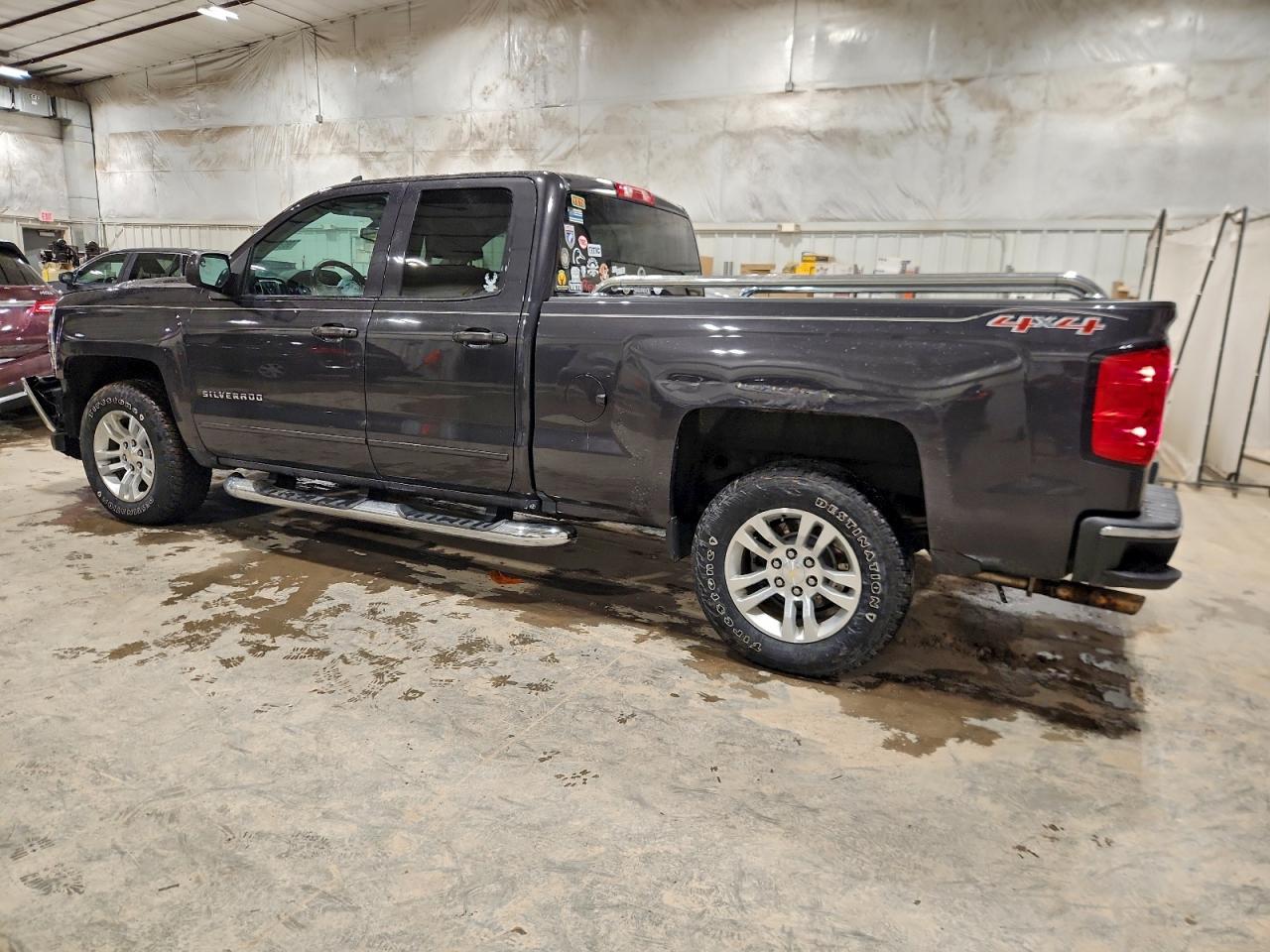 2016 CHEVROLET SILVERADO K1500 LT photo 2