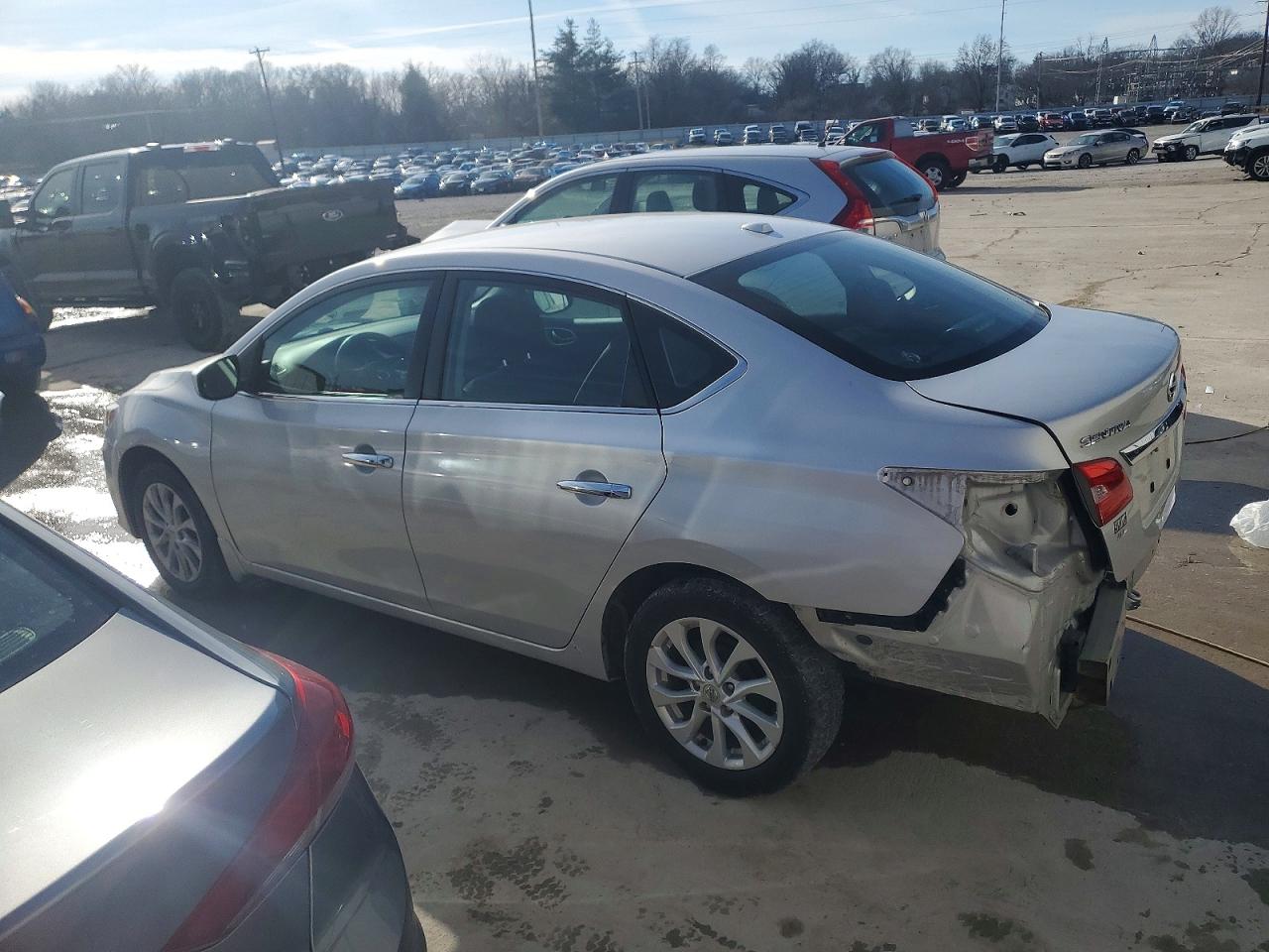 2018 NISSAN SENTRA S photo 4
