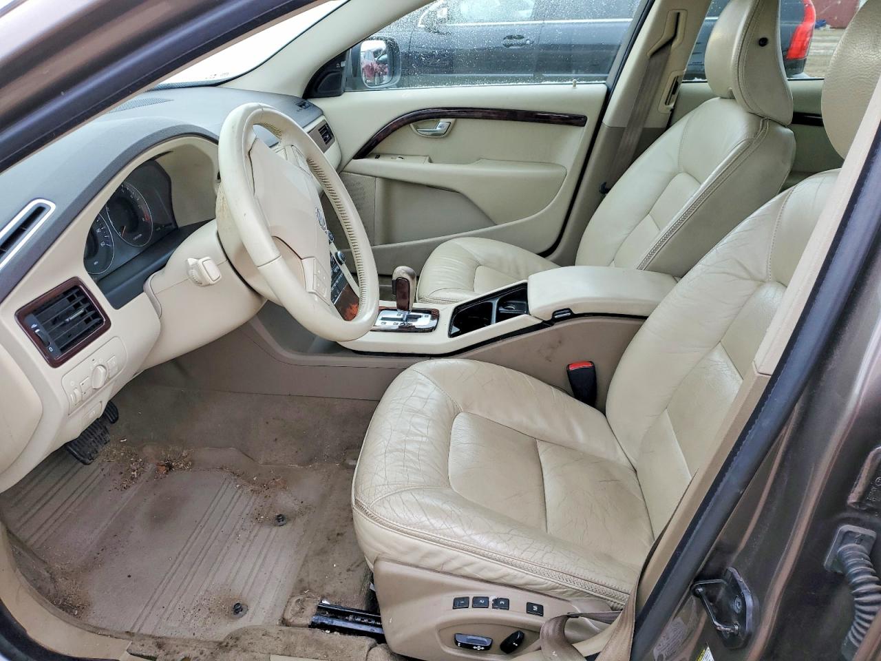 2008 VOLVO XC70 photo 13