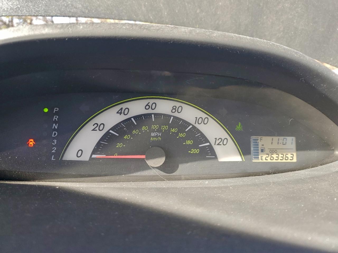 2007 TOYOTA YARIS photo 9