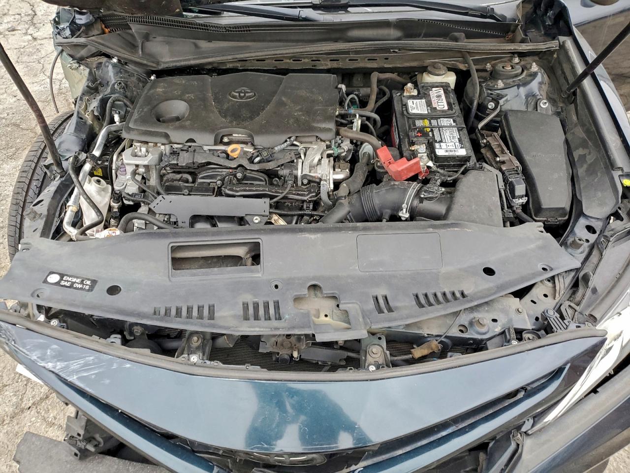 2018 TOYOTA CAMRY L photo 11