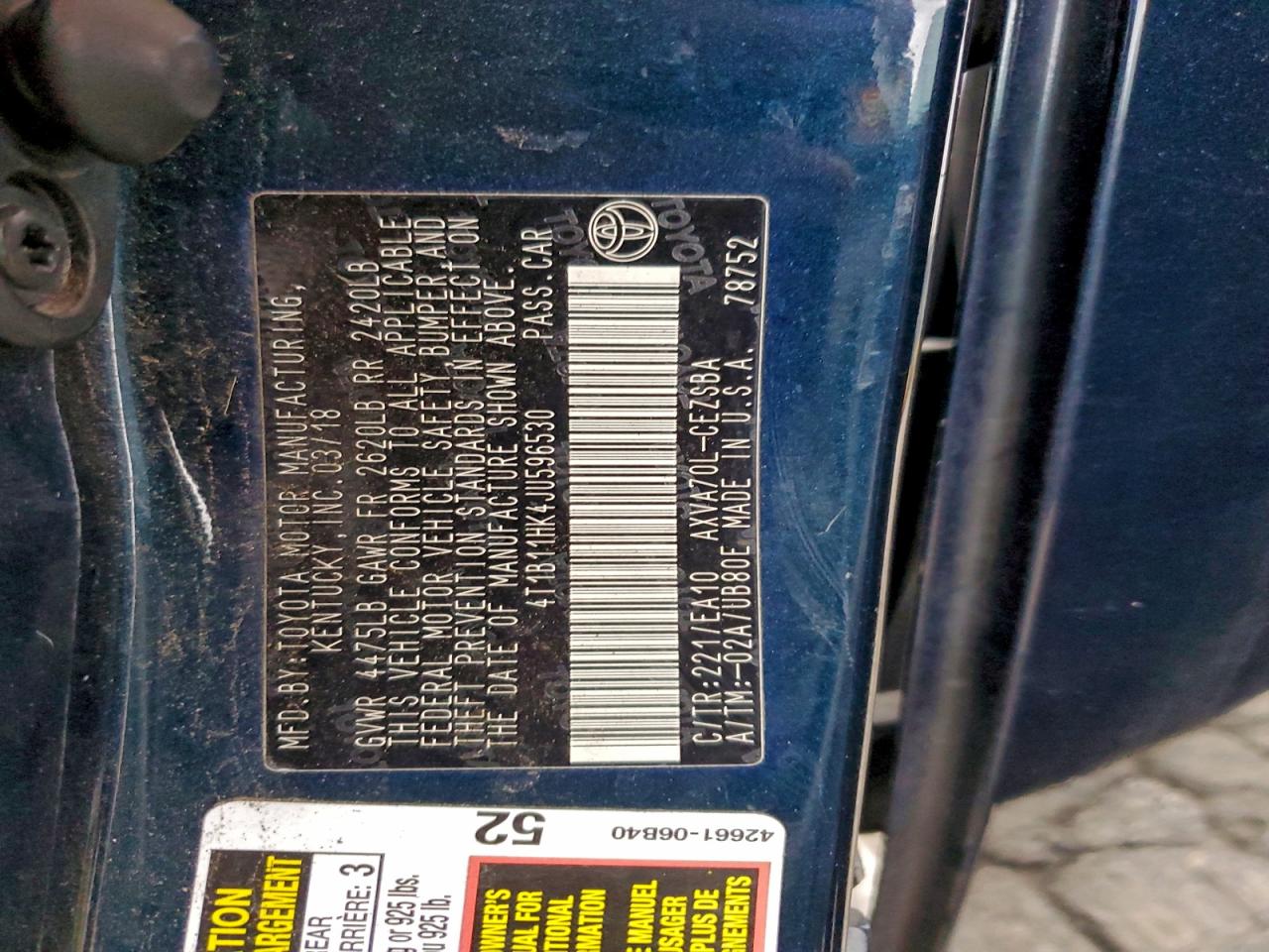 2018 TOYOTA CAMRY L photo 12