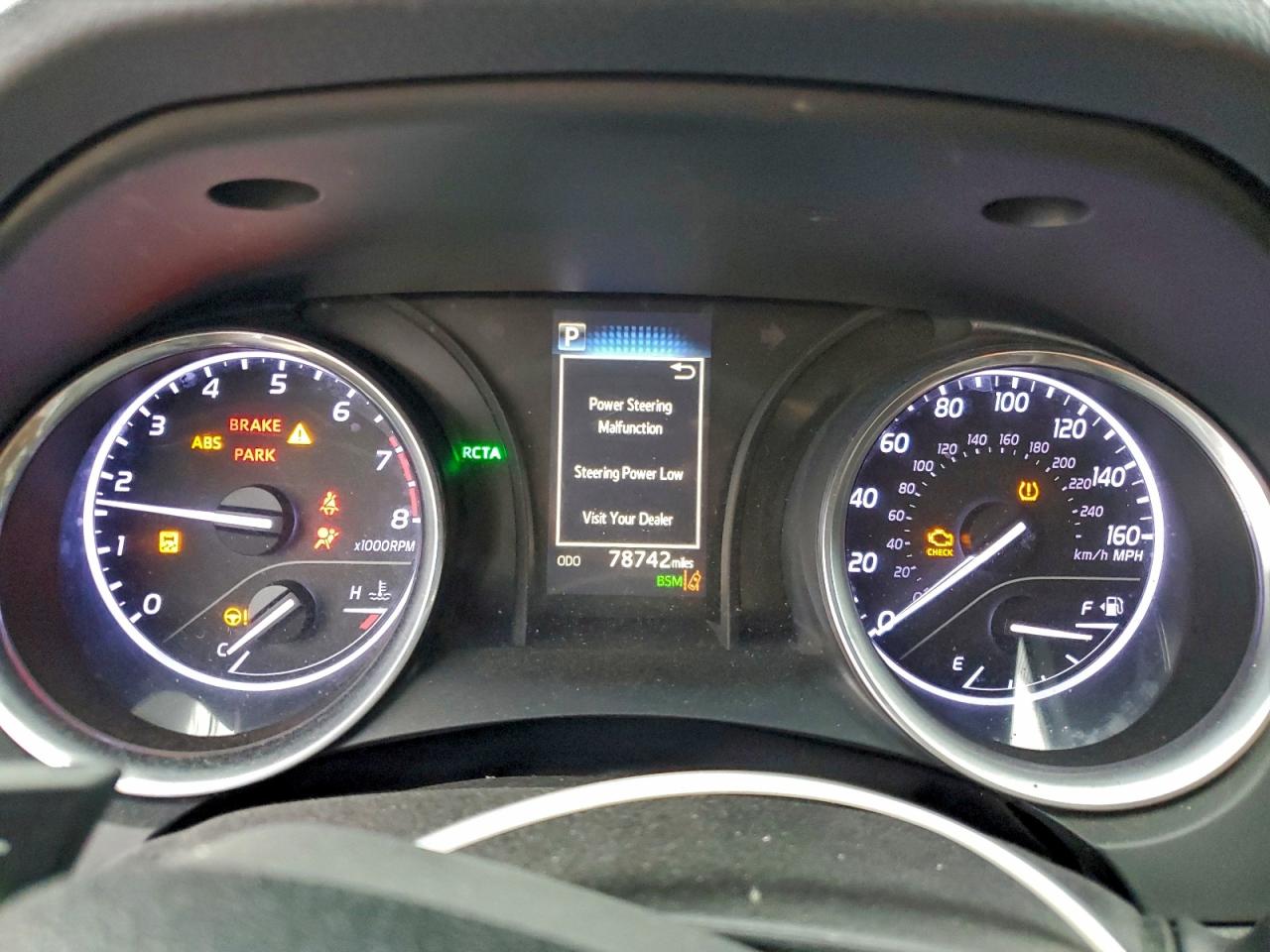 2018 TOYOTA CAMRY L photo 9