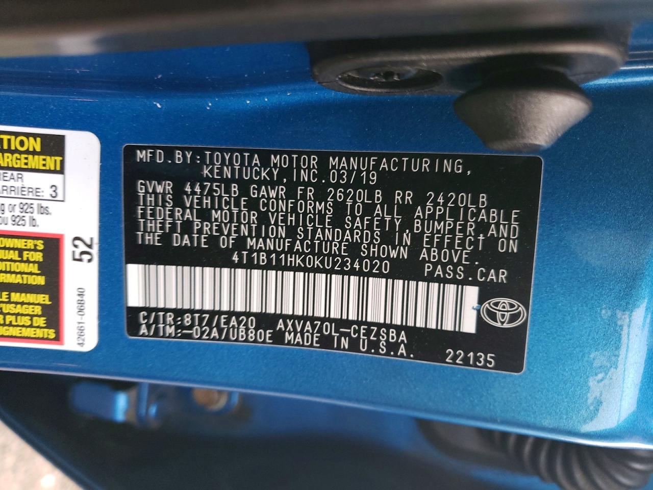 2019 TOYOTA CAMRY SE photo 12