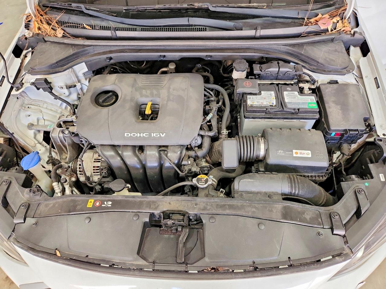 2018 HYUNDAI ELANTRA SEL photo 11