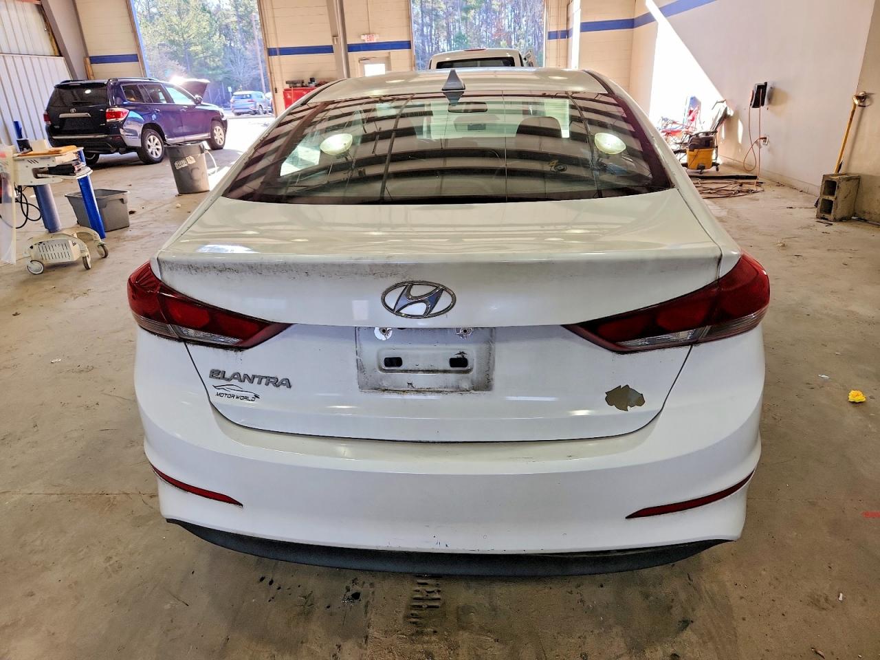 2018 HYUNDAI ELANTRA SEL photo 6