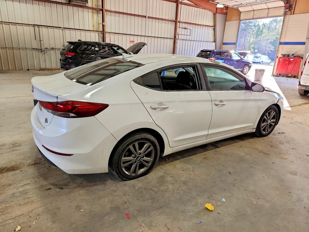 2018 HYUNDAI ELANTRA SEL photo 3