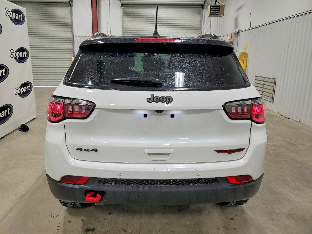 2024 JEEP COMPASS TRAILHAWK photo 6