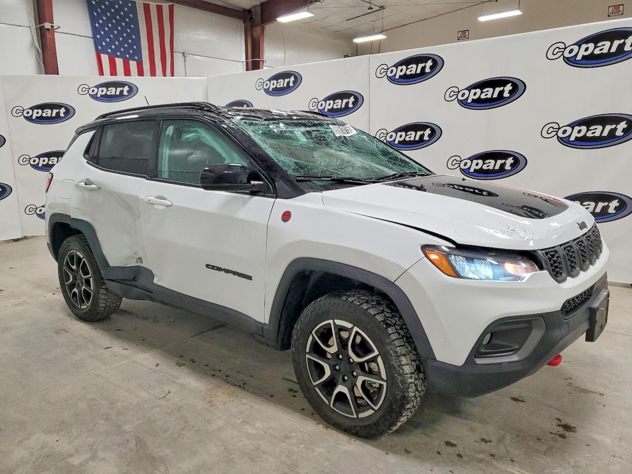 2024 JEEP COMPASS TRAILHAWK photo 4