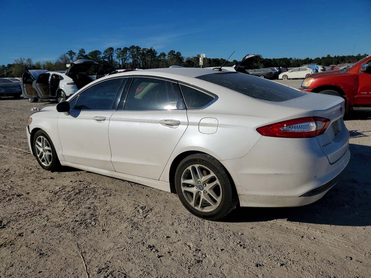 2016 FORD FUSION SE photo 2