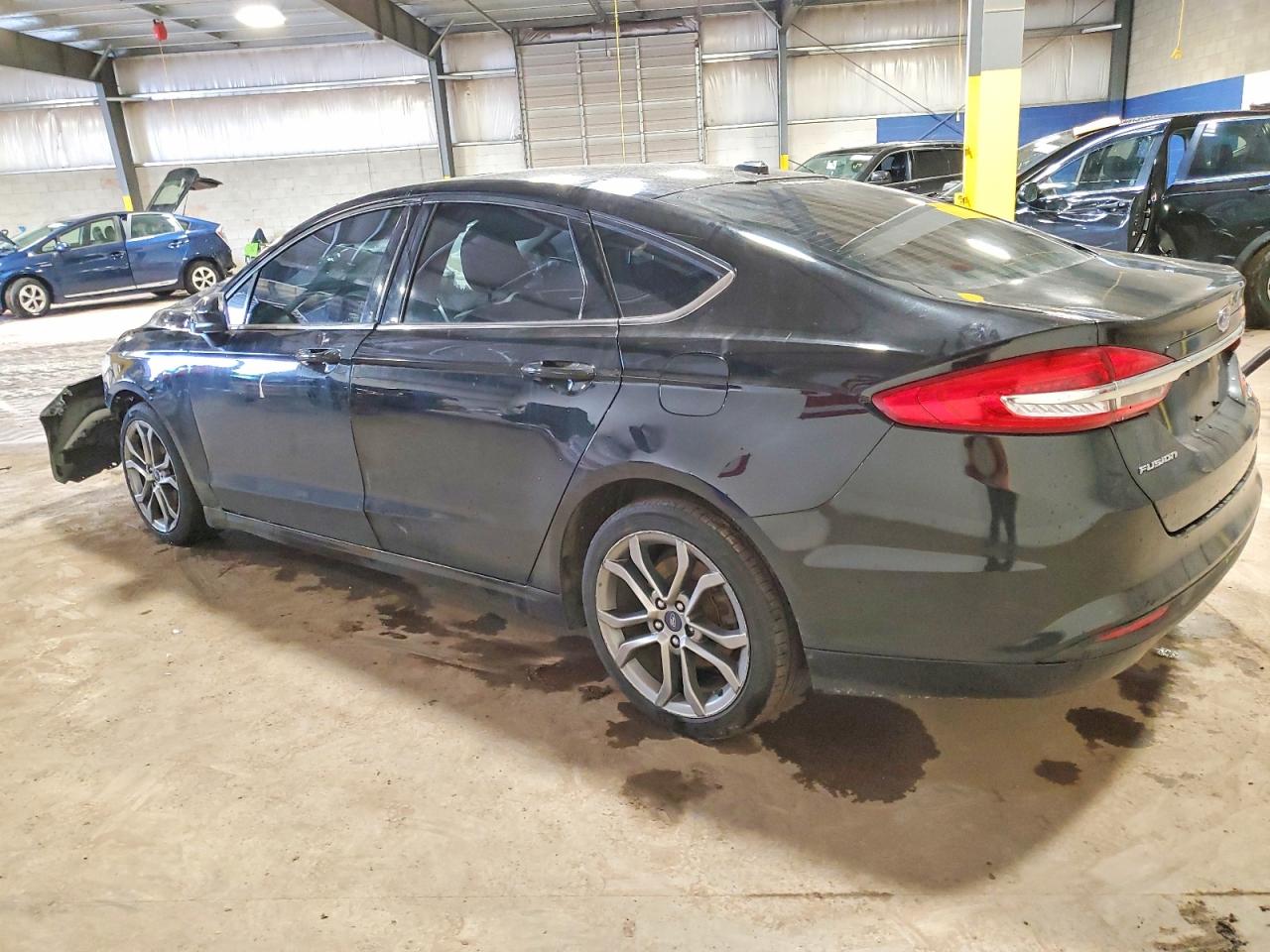 2017 FORD FUSION SE HYBRID photo 2