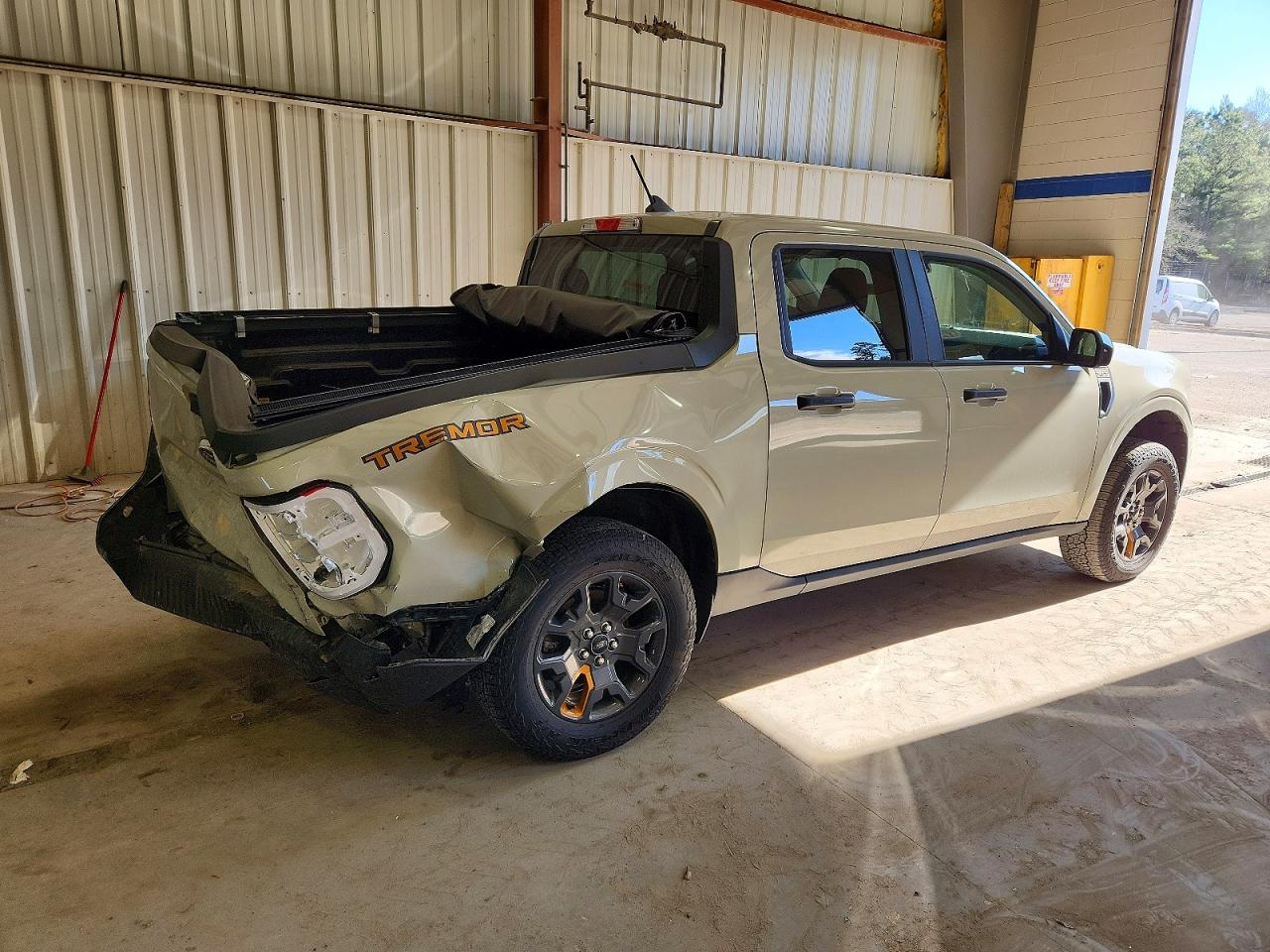 2024 FORD MAVERICK XLT TREMOR photo 3