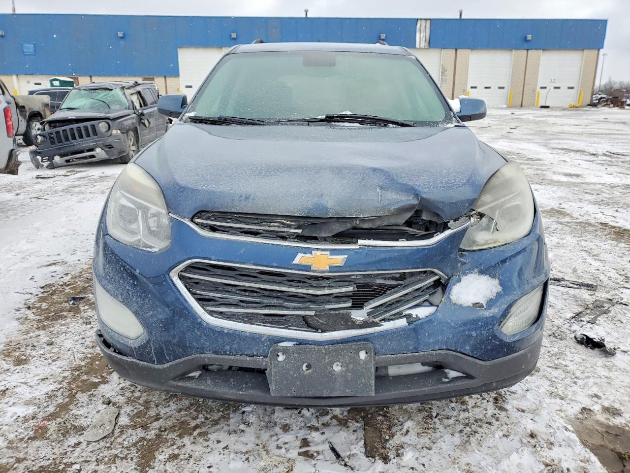 2017 CHEVROLET EQUINOX LT photo 5