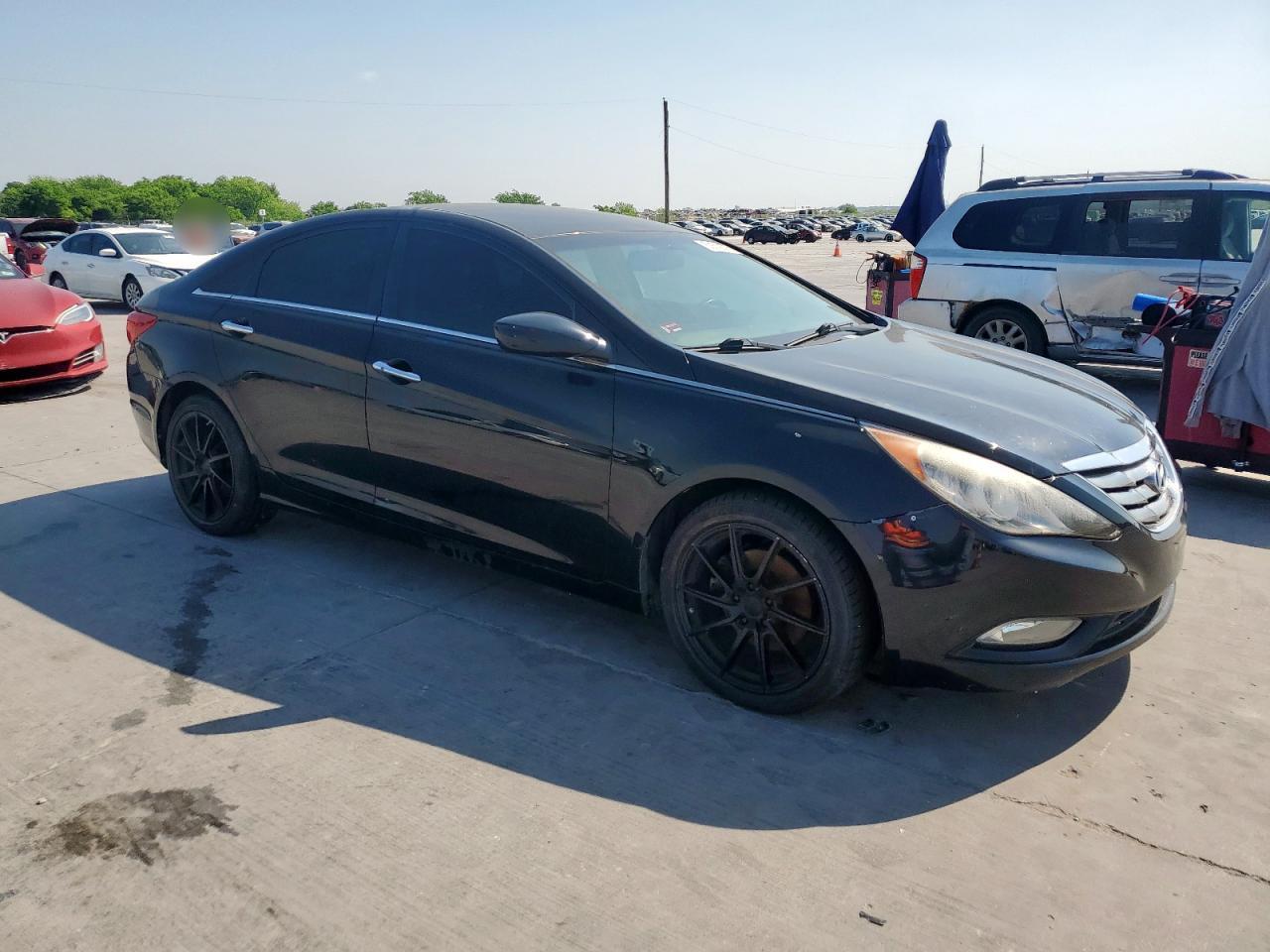 2013 HYUNDAI SONATA SE photo 4