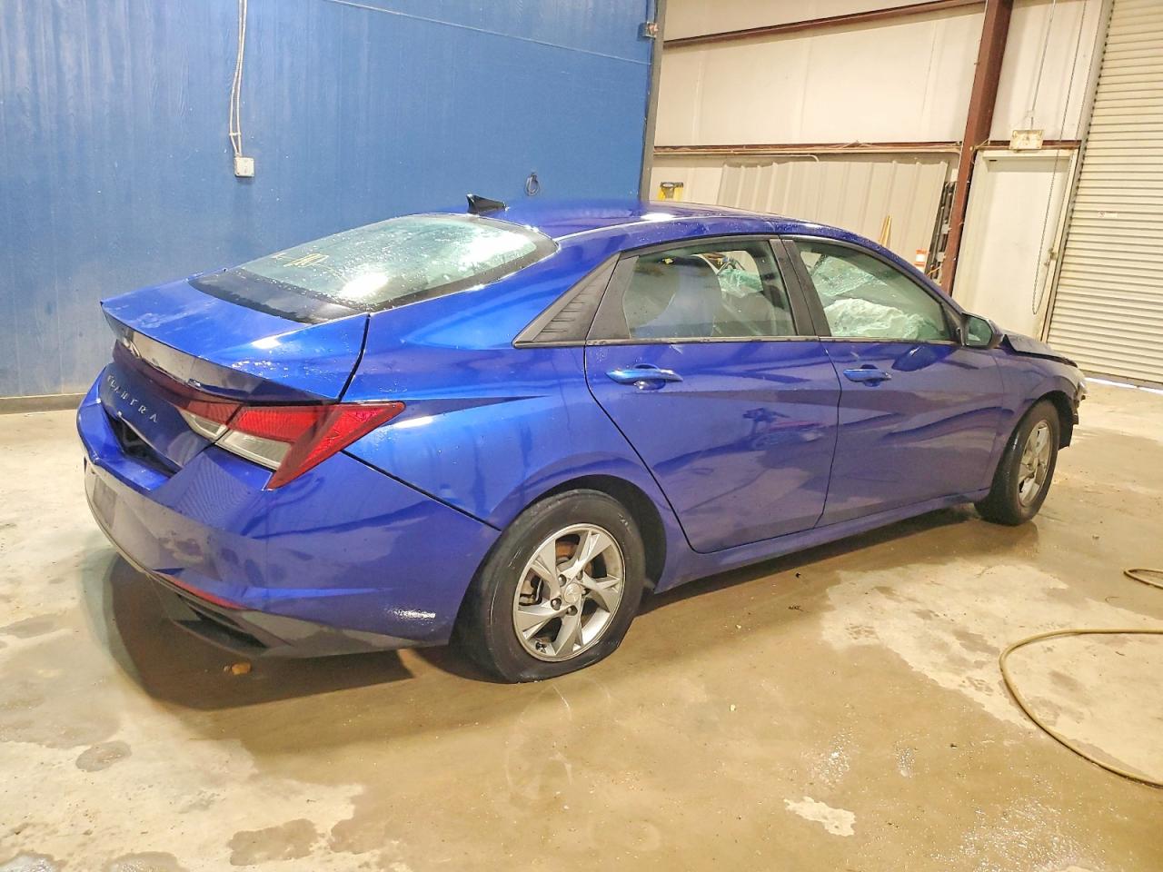 2022 HYUNDAI ELANTRA SE photo 3