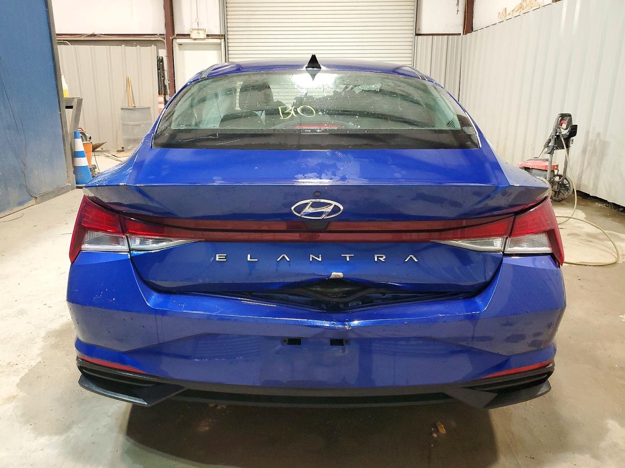 2022 HYUNDAI ELANTRA SE photo 6