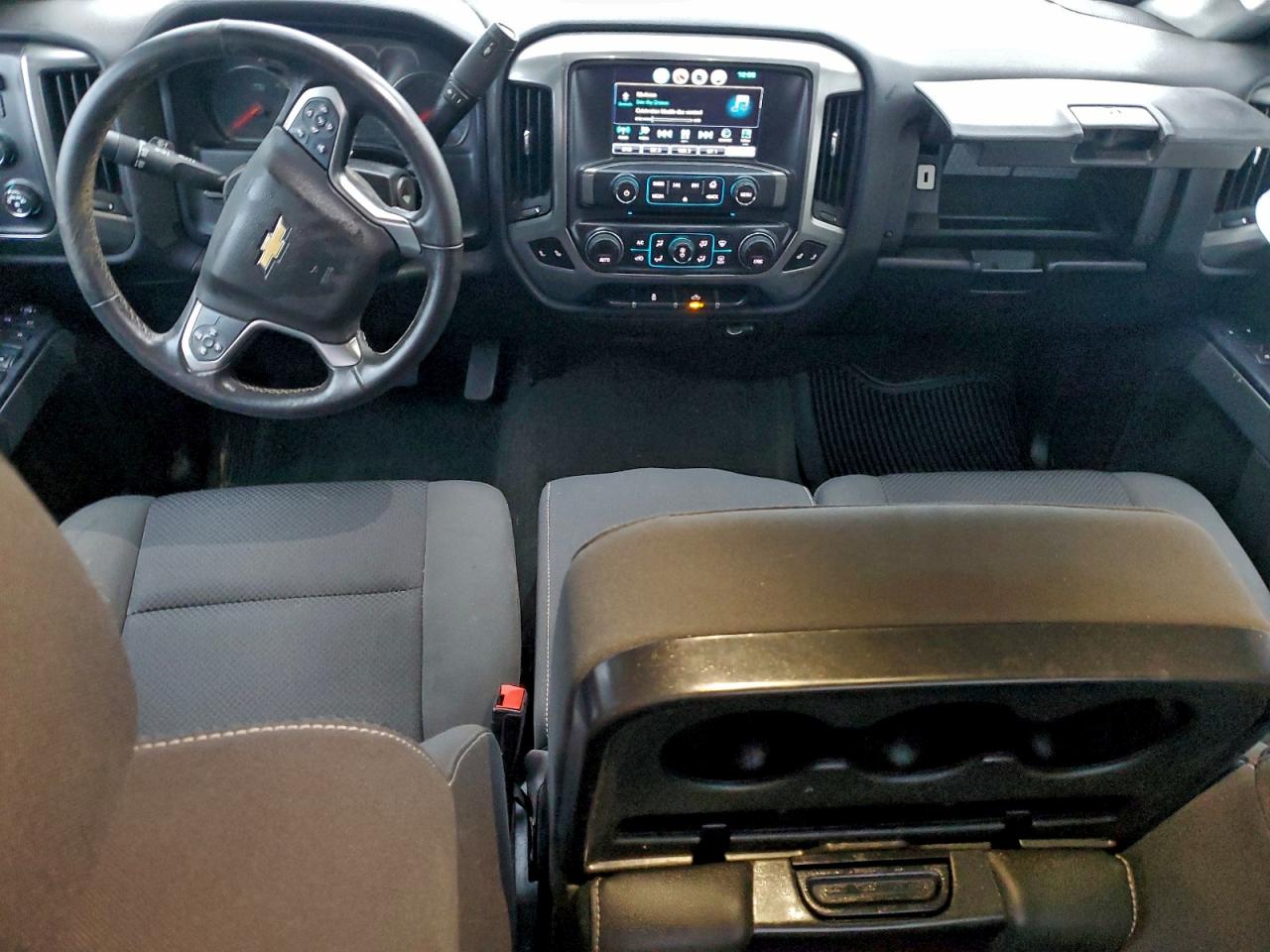 2017 CHEVROLET SILVERADO K1500 LT photo 8
