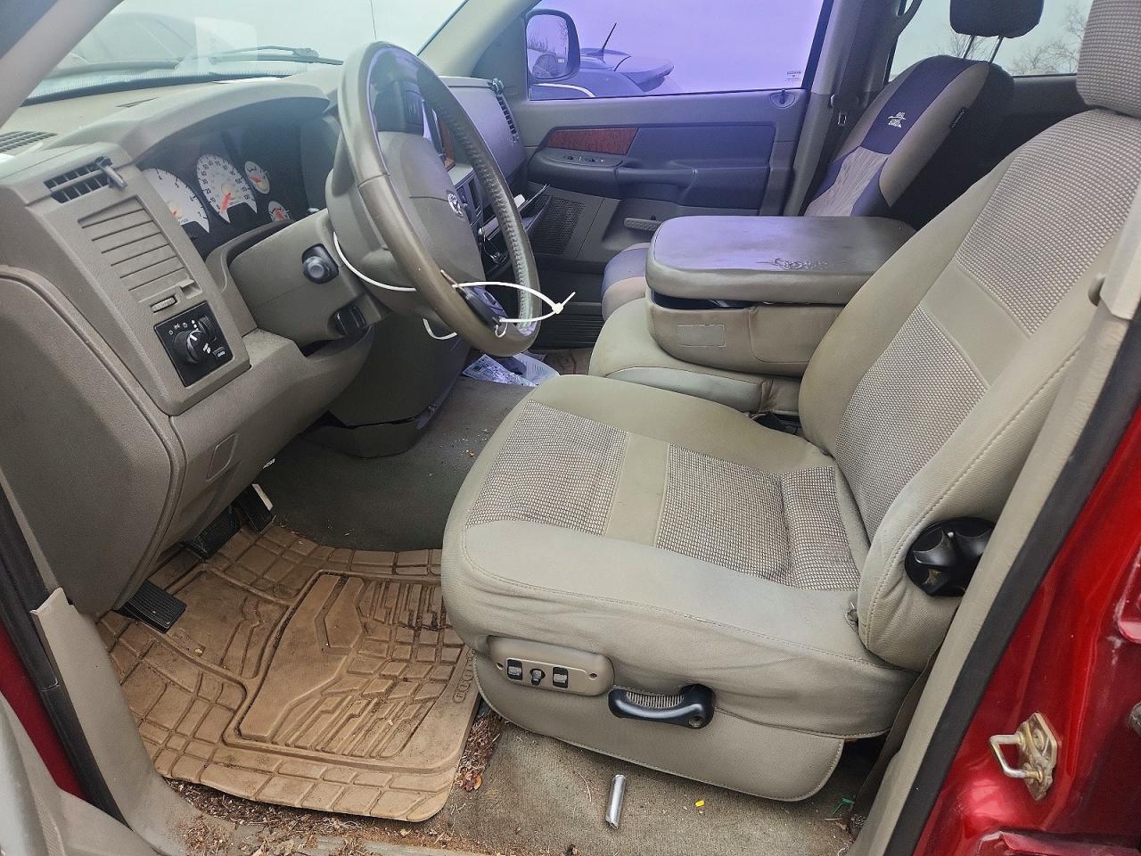 2006 DODGE RAM 1500 ST photo 13