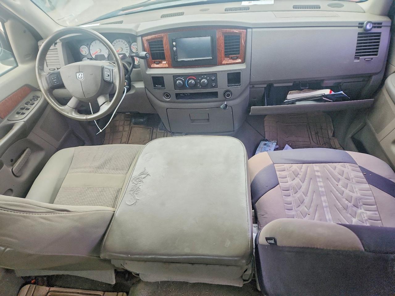 2006 DODGE RAM 1500 ST photo 15