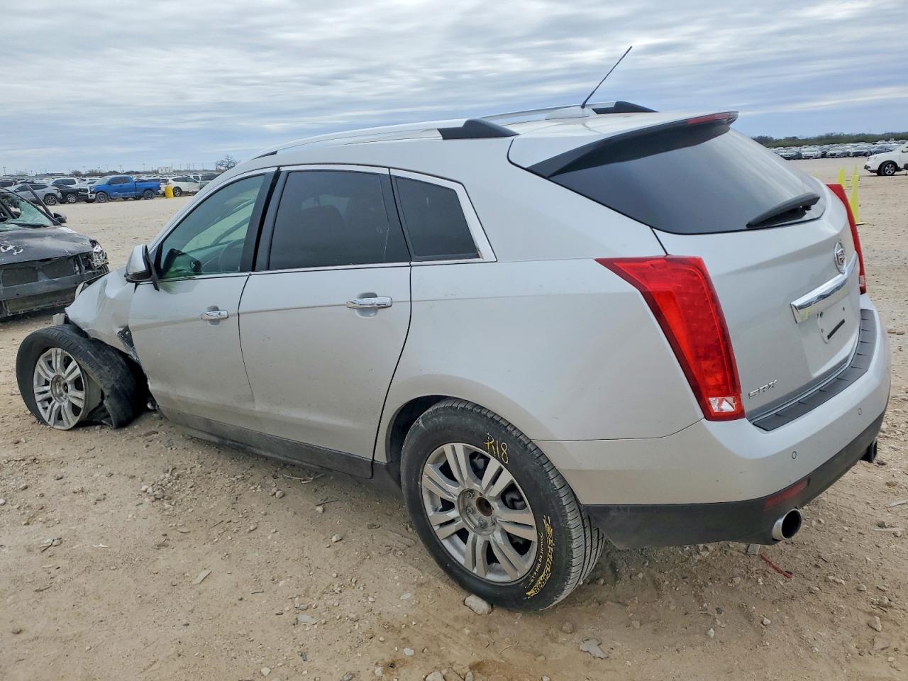 2016 CADILLAC SRX LUXURY COLLECTION photo 2