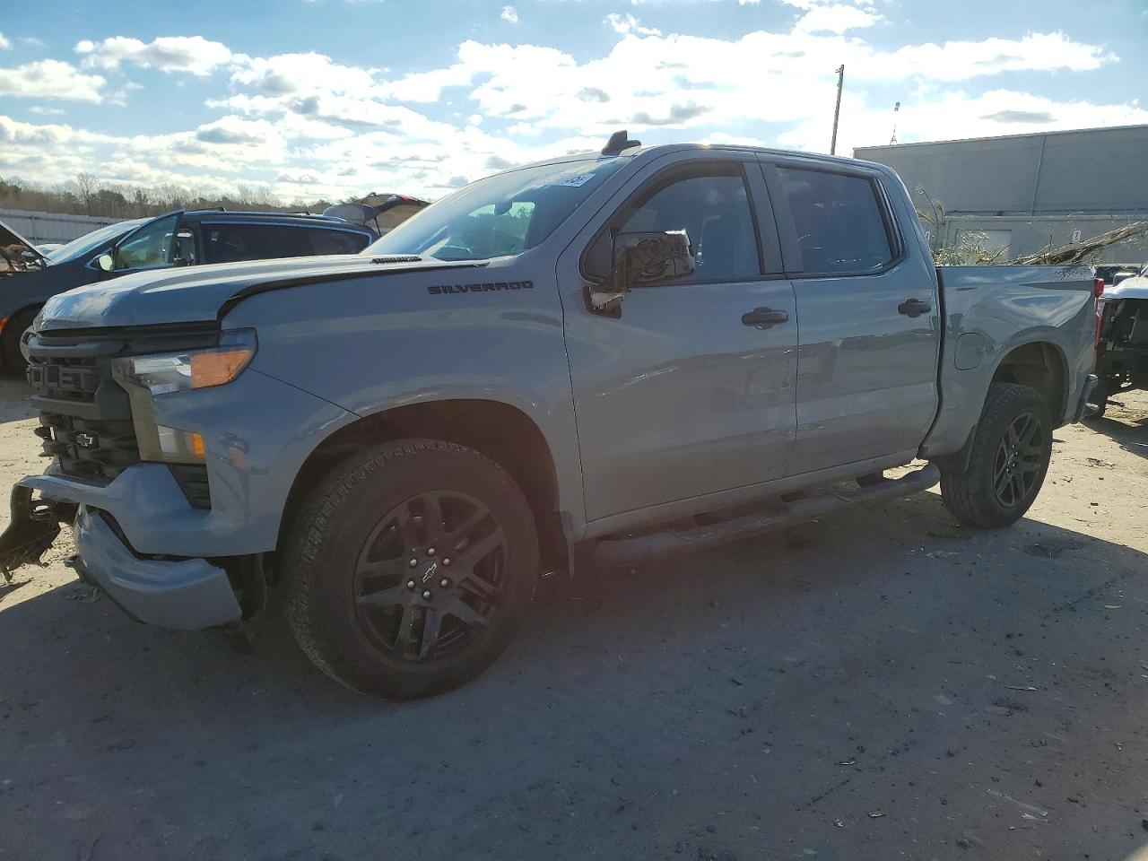 2024 CHEVROLET SILVERADO